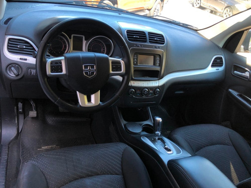 Dodge Journey Sxt 2.4 3 Filas `11