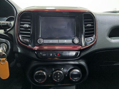 Imagem 11 de 20 de Fiat Toro