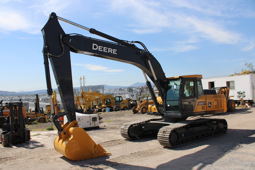 Excavadora John Deere E240lc 2021