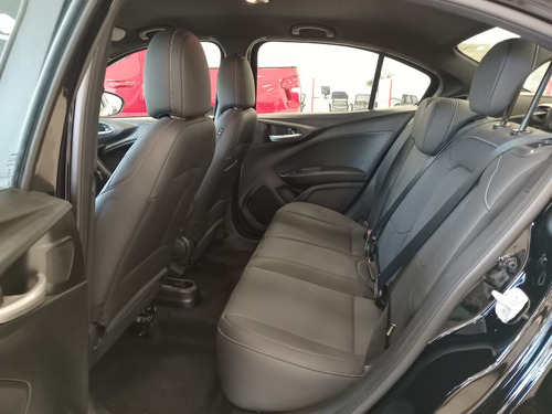 Fiat Cronos 1.3 Precision Flex Aut. 4p
