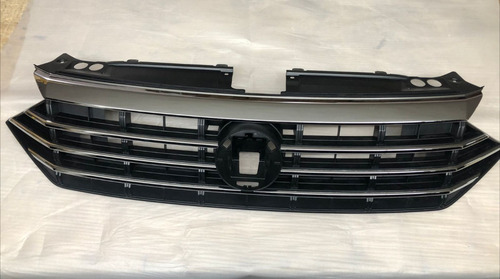 Grade Cromada Emblema Dianteira Jetta Tsi 19 2020 2021 2022