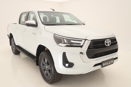 Toyota Hilux Pick-up 2.8 Cd Srv 204cv 4x4 At Frontier Amarok
