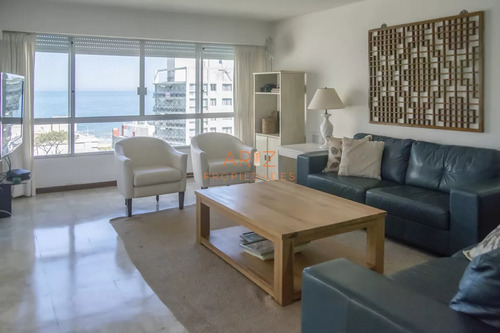 Apartamento En Venta, Torre Fragata Con Hermosa Vista Al Mar 3 Dormitorios Punta Del Este