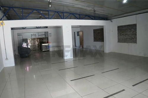 Local Comercial Con Patente En Yumbel