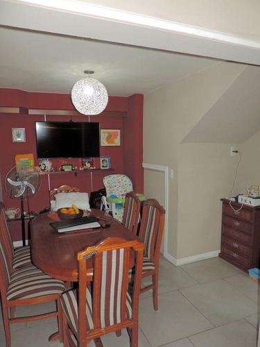 Excelente Casa, 3 Dorm., 2 Baños, Patio Con Parrillero, Garage !!
