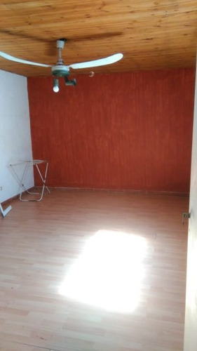 Imagen 14 de 21 de Vende Galpon Local Y Depto De 3 Amb. Pilar Centro