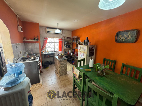 Casa 3 Amb Con Local Y Jardin En Venta En Chilavert