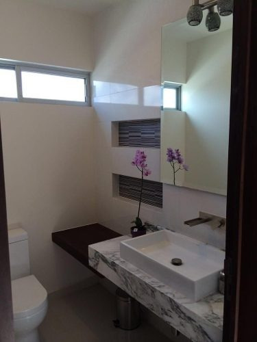 Imagen 12 de 16 de Preciosa Residencia En Lomas De Juriquilla, Alberca Propia, Jardín, De Lujo !!