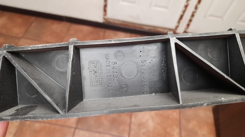 Ménsula Delantera Derecha Fiat Strada 2007-11 Original (Usado)