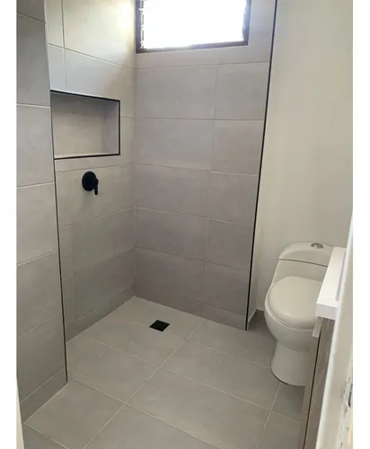 ¡se Arrienda Amplio Apartamento En Los Colores!