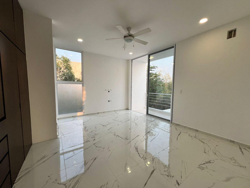 Casa En Venta Merida, Komchen En Privada, Entrega Inmediata.