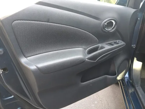 Nissan Versa 1.6 Sense At