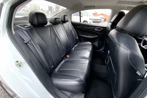 Mg Mg5 2022