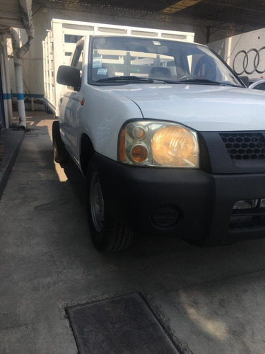 Imagen 3 de 10 de Nissan Np300 2014 2.4 Chasis Mt