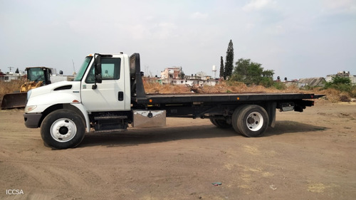 Camion Plataforma Abatible International Año 2008