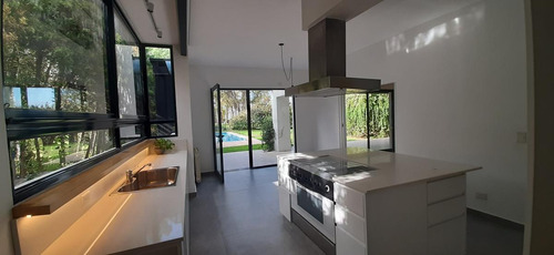 Imagen 12 de 30 de Casa En Venta En Santa Maria De Los Olivos!!