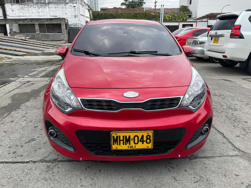 Kia Rio 2012 1.4 5 P 95 Hp