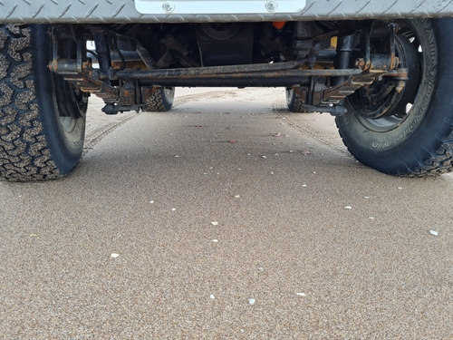 Imagen 5 de 15 de Jeep Ika Carroceria Fibra