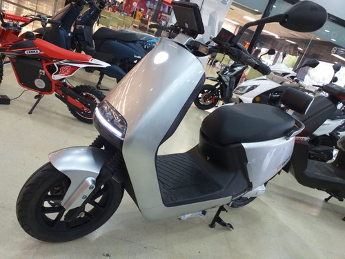 Imagen 1 de 15 de (moto Eléctrica) Scooter Yadea G-5 Litio No Sunra Elpra