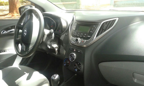 Imagem 4 de 13 de Hb20s Comfort 1.6 Flex 16v Mecânico 4p