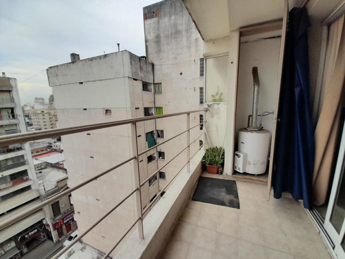 Venta/permuta - Monoambiente - Balcón - Seguridad - Centro, Rosario.