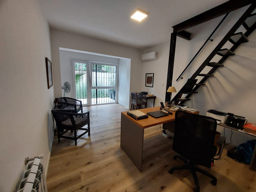 Casa Renovada En San Isidro