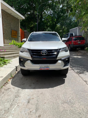 Imagen 17 de 18 de Toyota Fortuner 2018