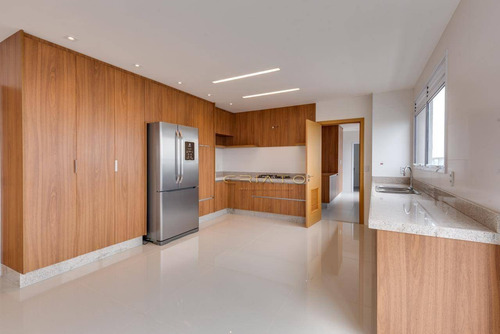 Imagem 5 de 15 de Triplex À Venda, 669 M² Em Frente Ao Pq Ipiranga Por R$ 5.902.000 - Jundiaí - Anápolis/go - Ap0195