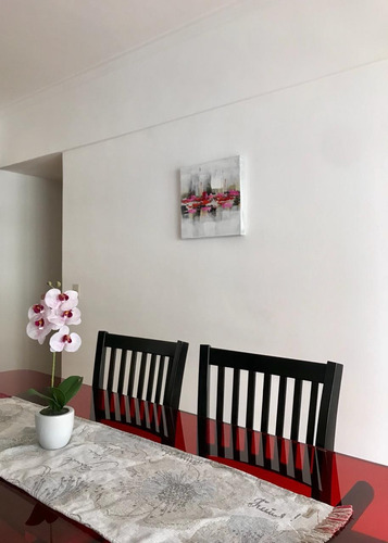 Imagen 8 de 13 de Departamento 2 Amb A La Calle Con Balcon Saliente Zonacentro