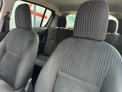Renault Sandero 1.0 AUTHENTIQUE 16V FLEX 4P MANUAL