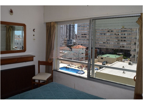 Apartamento En Peninsula, 1 Dormitorios *- Ref: 184