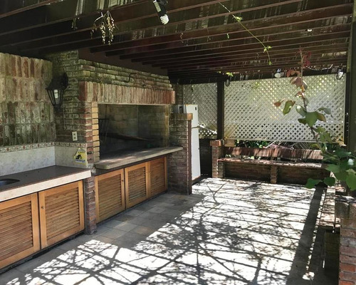 Casa En Venta De 4 Dormitorios En San Rafael