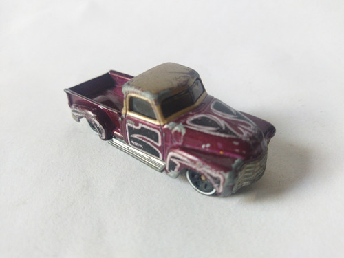 Hot Wheels 52 Chevy 2006 Camioneta Morado 