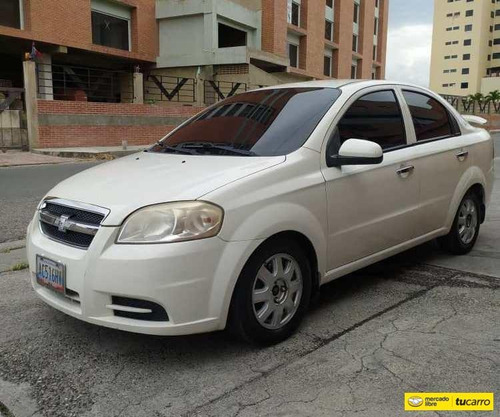 Imagen 1 de 9 de Chevrolet Aveo Lt Automatico