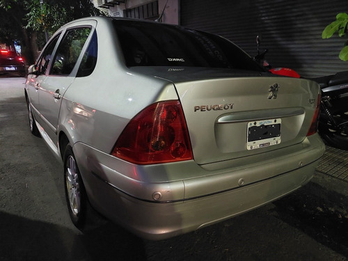 Peugeot 307 2.0 Sedan Xs Premium 143cv