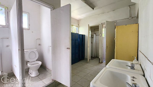 Local Comercial En Arriendo En Providencia