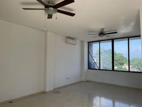 Consultorio Edificio San Fernando, Tercer Piso, Al Lado De Estacion De Mio Estadio Y Estadio Pascual Guerrero, Superinter Con Via Directa A La Calle 5ta O Parque Del Perro.
