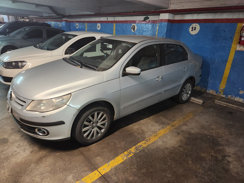 Volkswagen Voyage 1.6 Highline 101cv