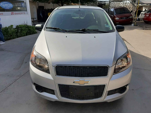 Chevrolet Aveo 2017 4p Ls L4/1.6 Aut Linea Anterior
