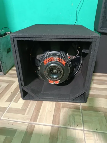 Caixa De Grave De 1800 Watts Rms Com Alto-falante Jbl Vulcan