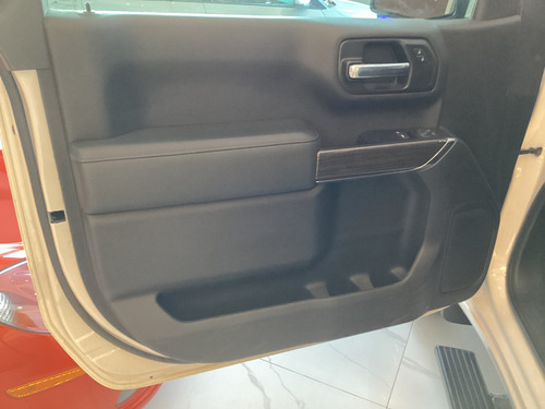 Chevrolet Cheyenne 5.4 2500 Cab Reg Lt Z71 4x4 At