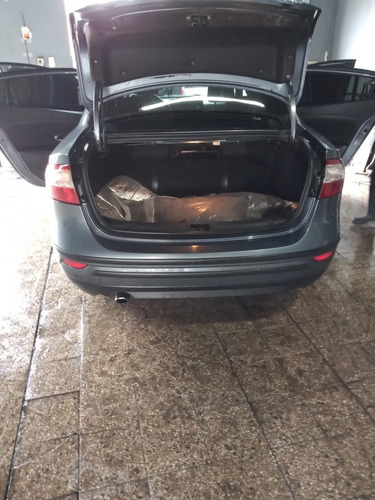 Renault Fluence 2.0 Dynamique 2012