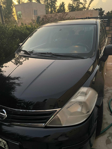 Nissan 2010 Visia Visia