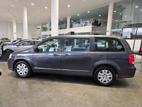 Dodge Grand Caravan 3.7 Se At