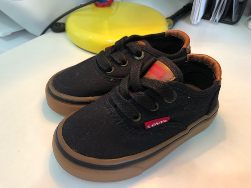Tenis Levis Menino