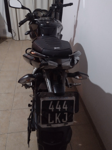 Rouser Ns 200