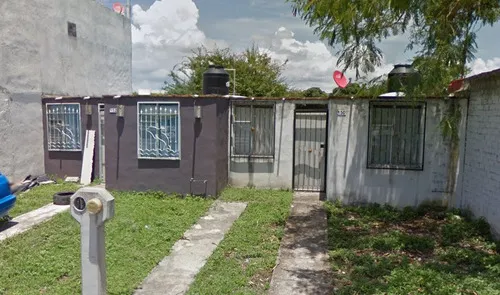 Casa En Venta En Calle Barracuda, Villas De San Vicente, Nayarit Recuperación Bancaria Laab2