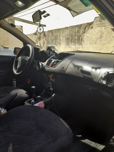 Peugeot 207 1.4 Active 75cv