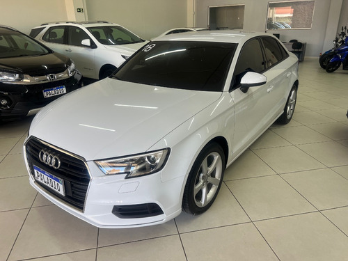 Audi A3 Sedan 1.4 Tfsi Ambiente Flex Tiptronic 4p