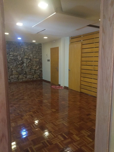Edificio Para Remodelar Con Local Comercial